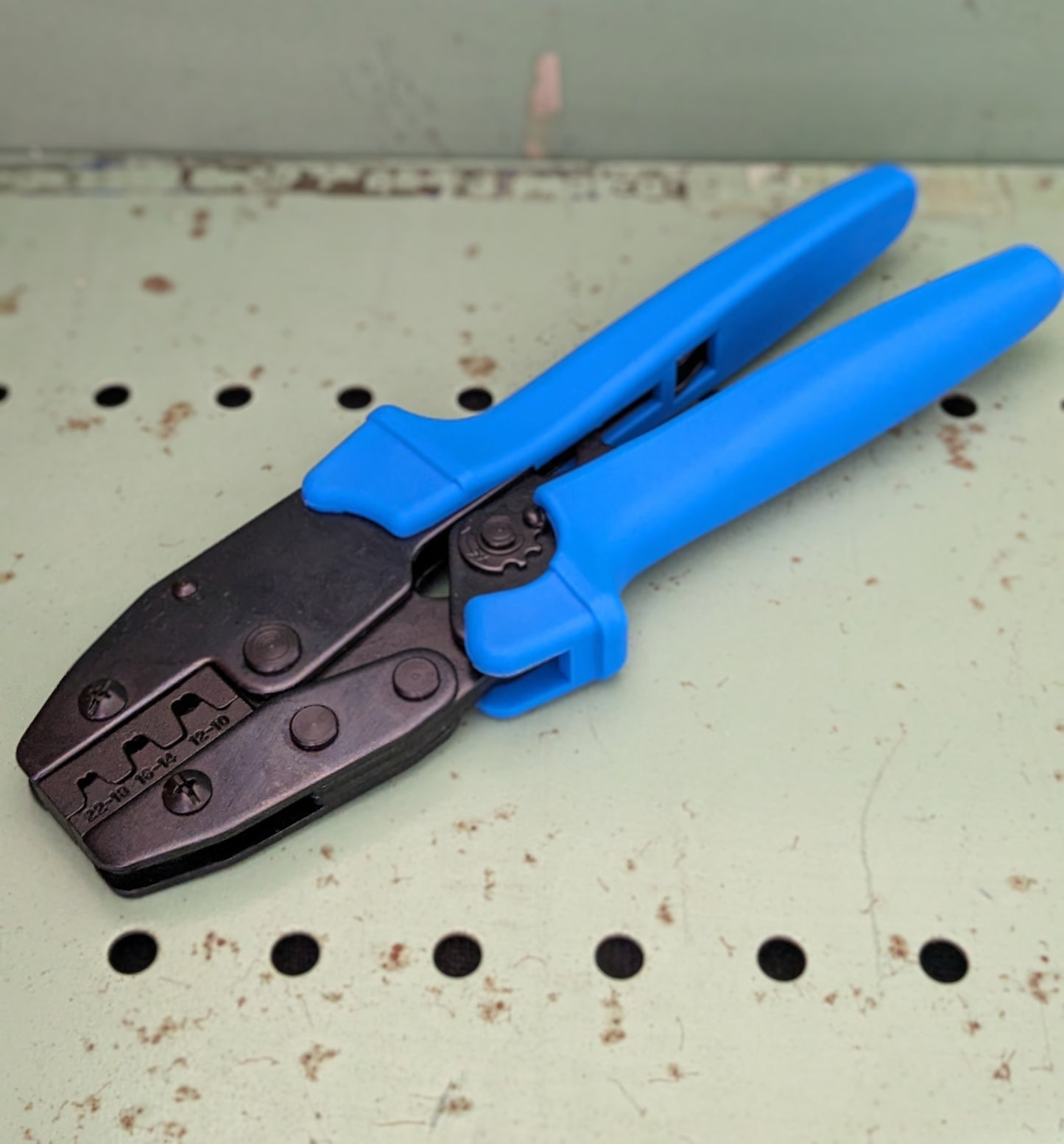 Ratcheting Crimping Tool